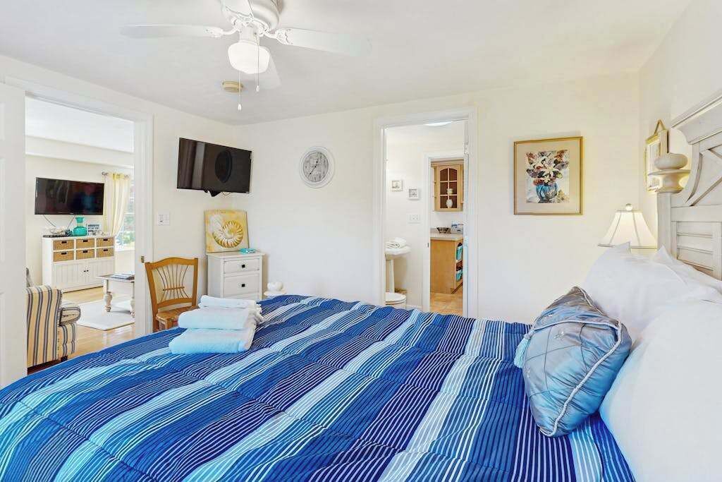 Photo of Bedroom in West Yarmouth