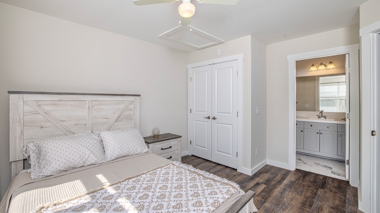 Photo of Bedroom in Niantic