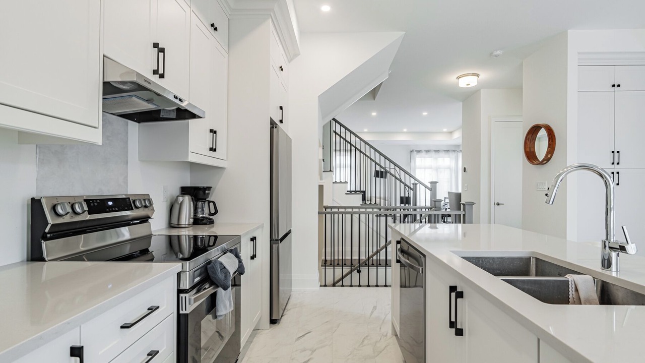 Photo of Kitchen in Oakville