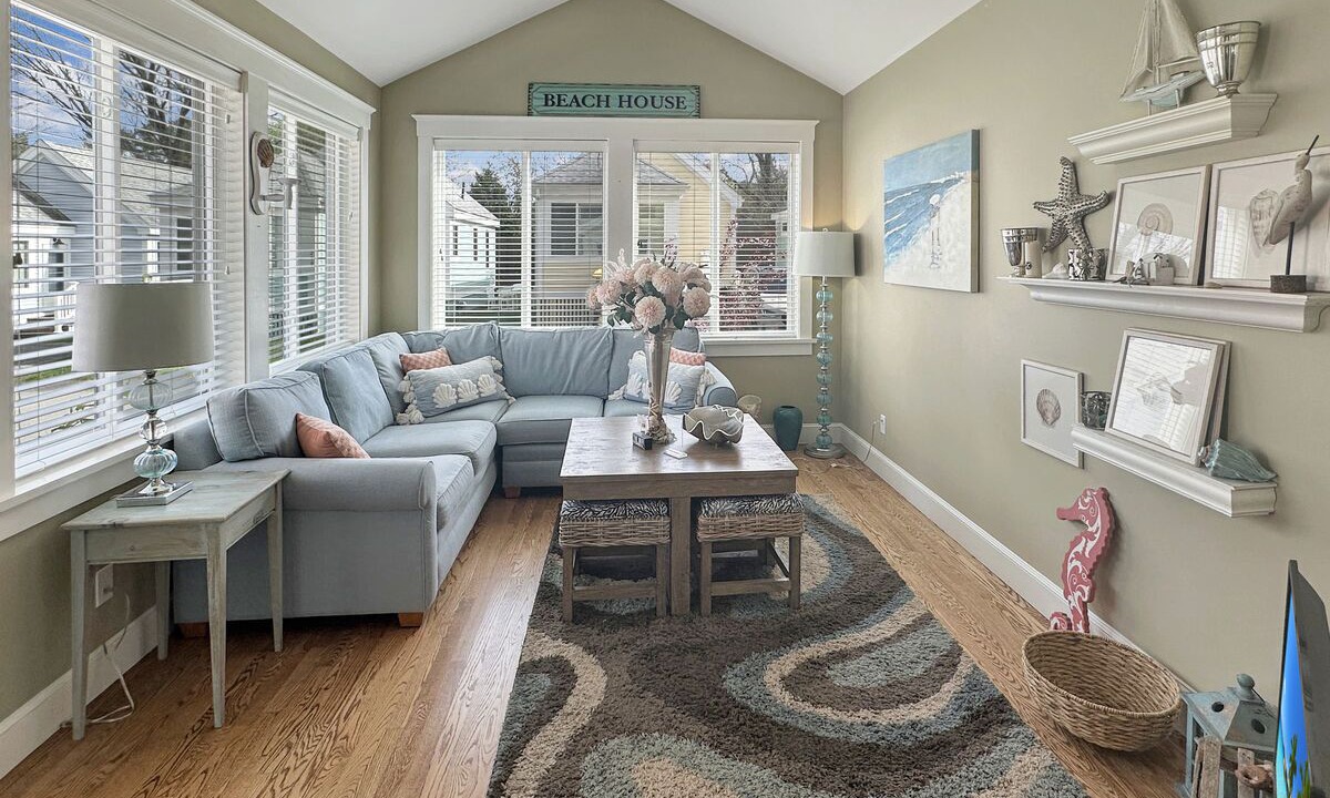 Photo of Livingroom in Seaglass Village