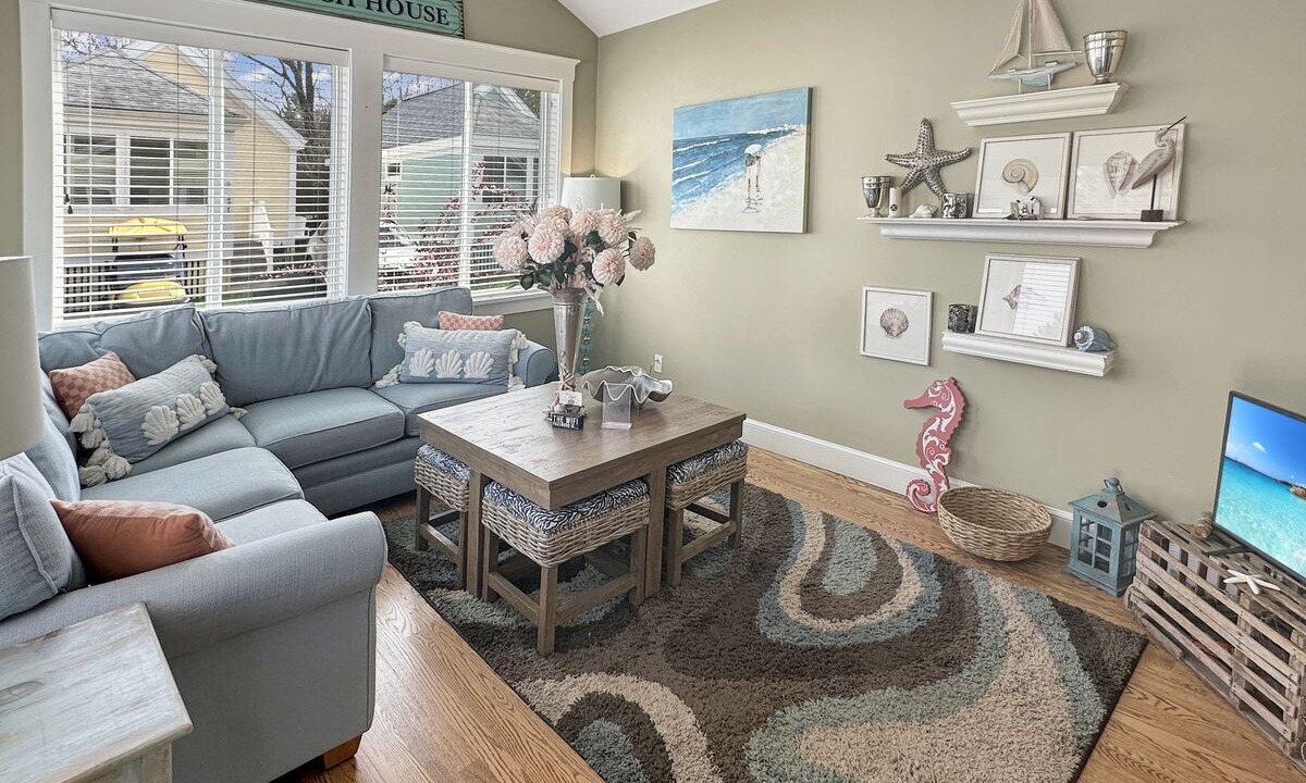 Photo of Livingroom in Seaglass Village