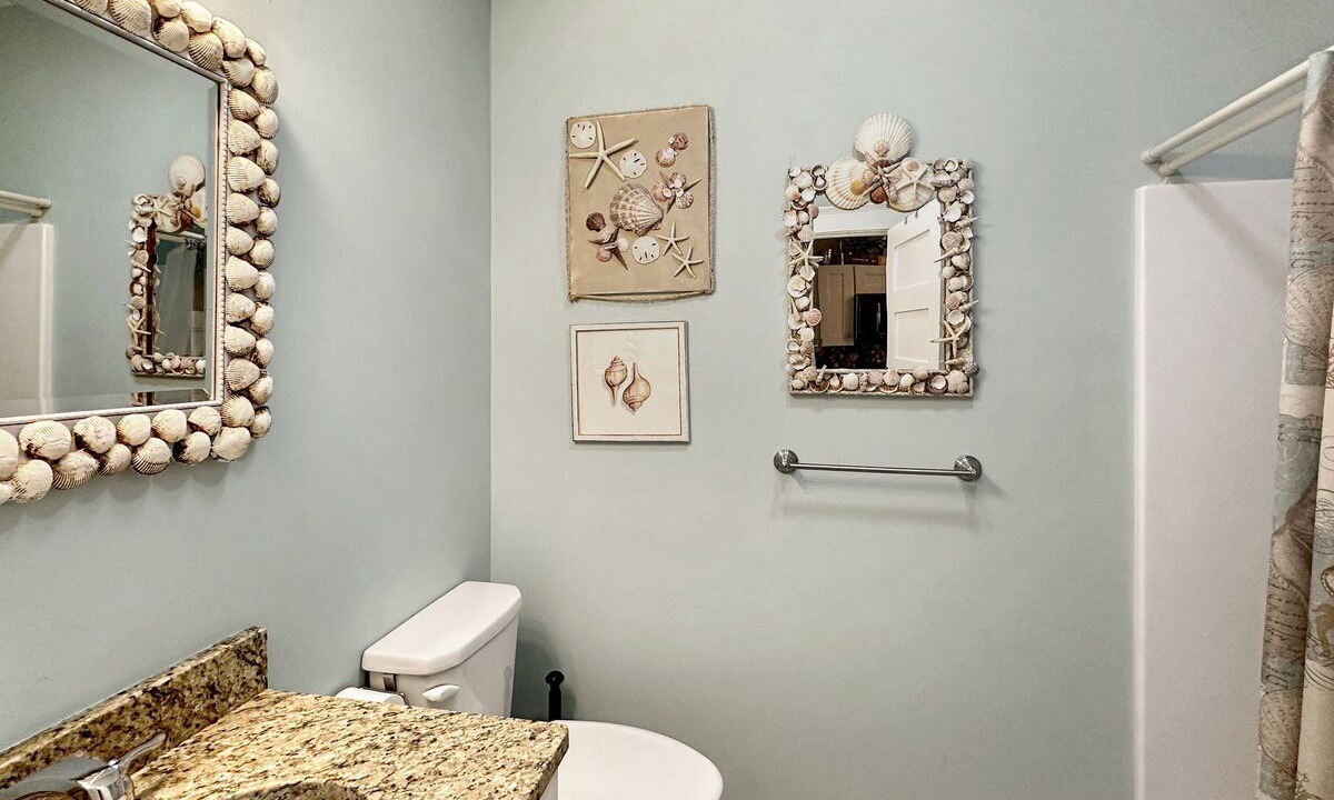 Photo of Bathroom in Seaglass Village
