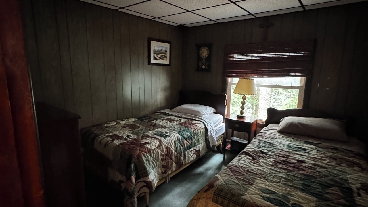 Photo of Bedroom in Raymond