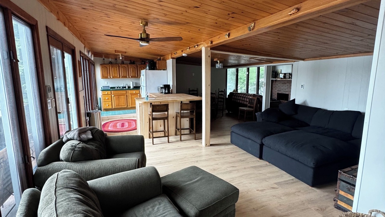 Photo of Livingroom in Raymond