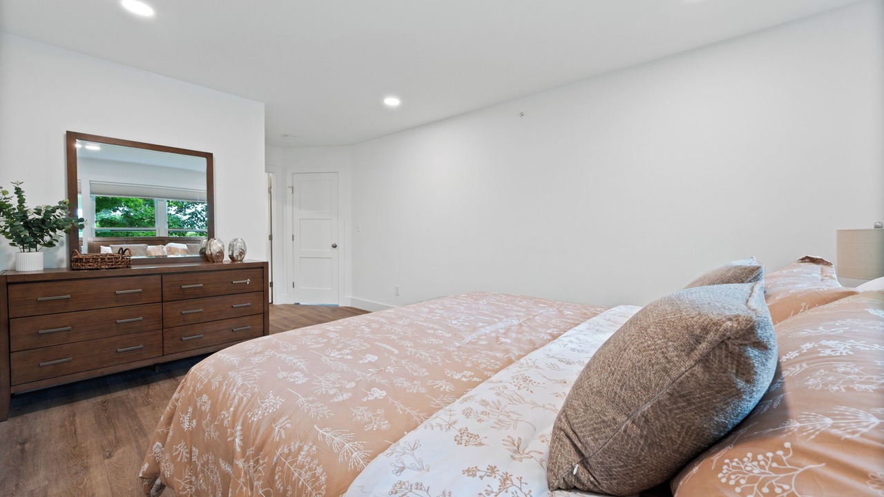 Photo of Bedroom in Saratoga Springs