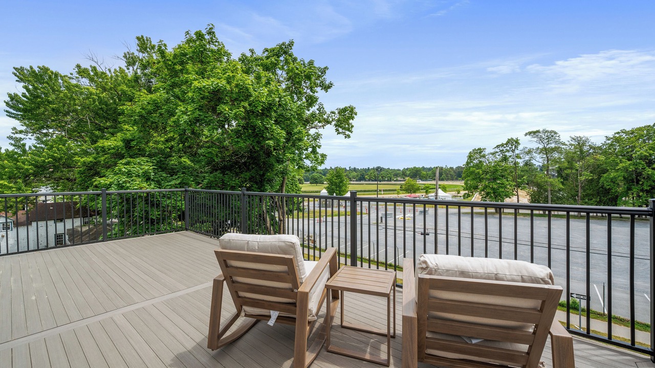 Photo of Patio Balcony in Saratoga Springs