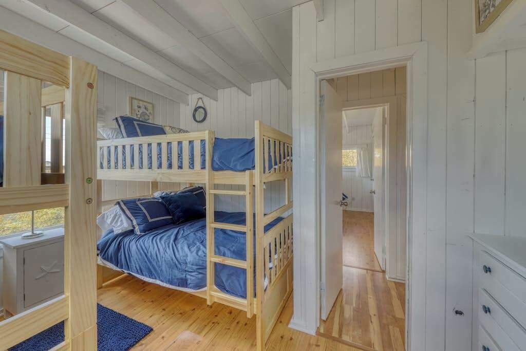 Photo of Bedroom in Ocean Bay Park