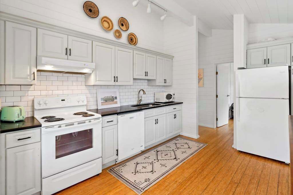 Photo of Kitchen in Ocean Bay Park