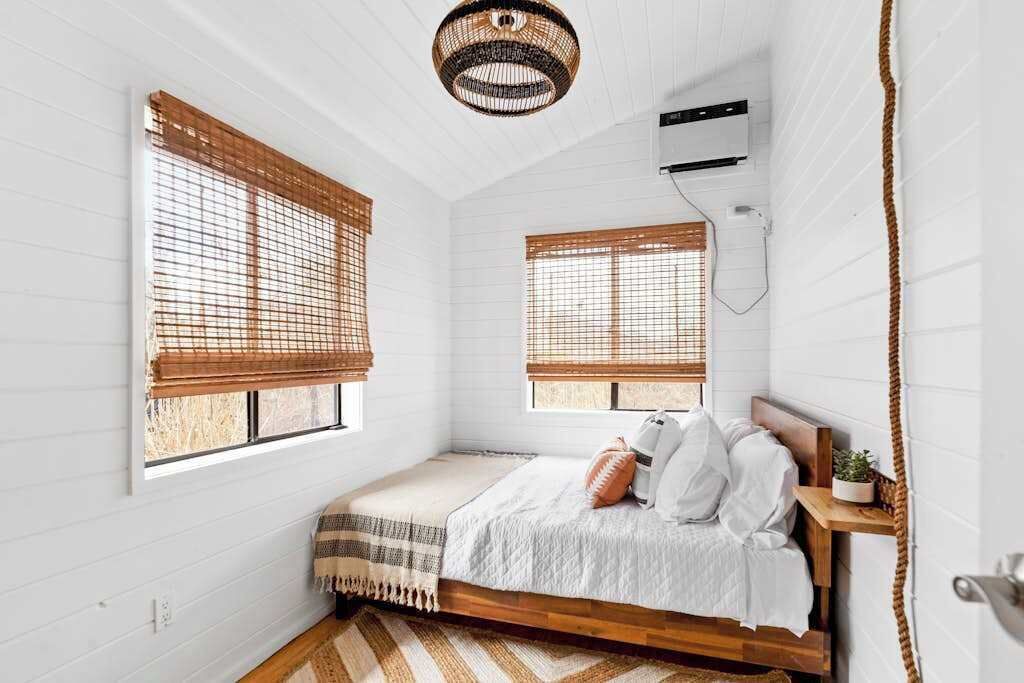 Photo of Bedroom in Ocean Bay Park