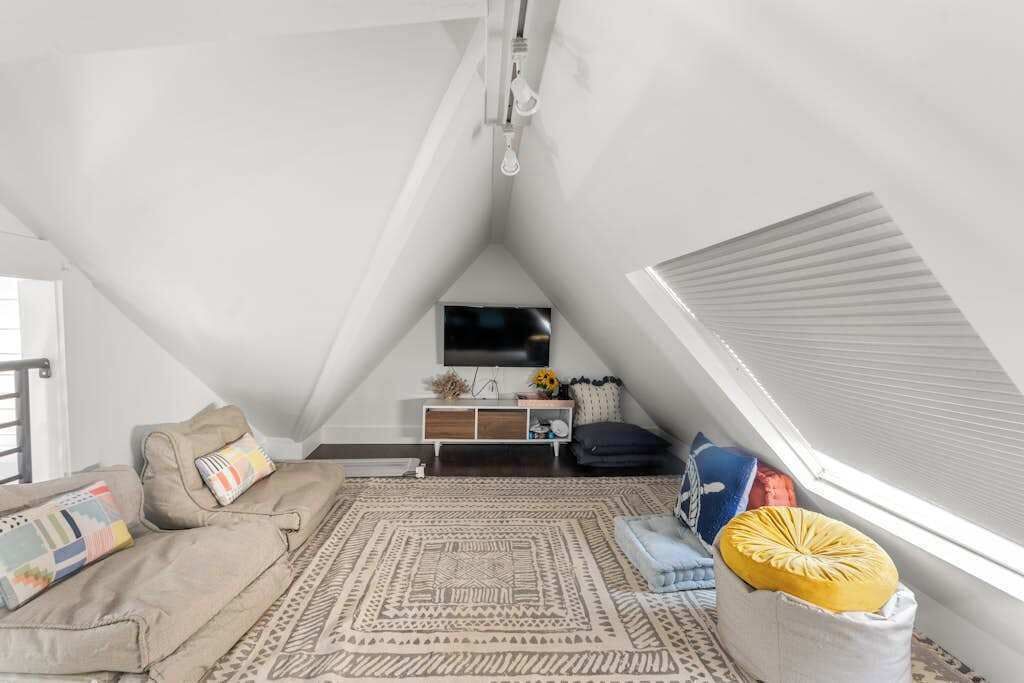 Photo of Livingroom in Ocean Bay Park