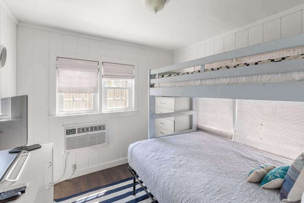 Photo of Bedroom in Ocean Bay Park