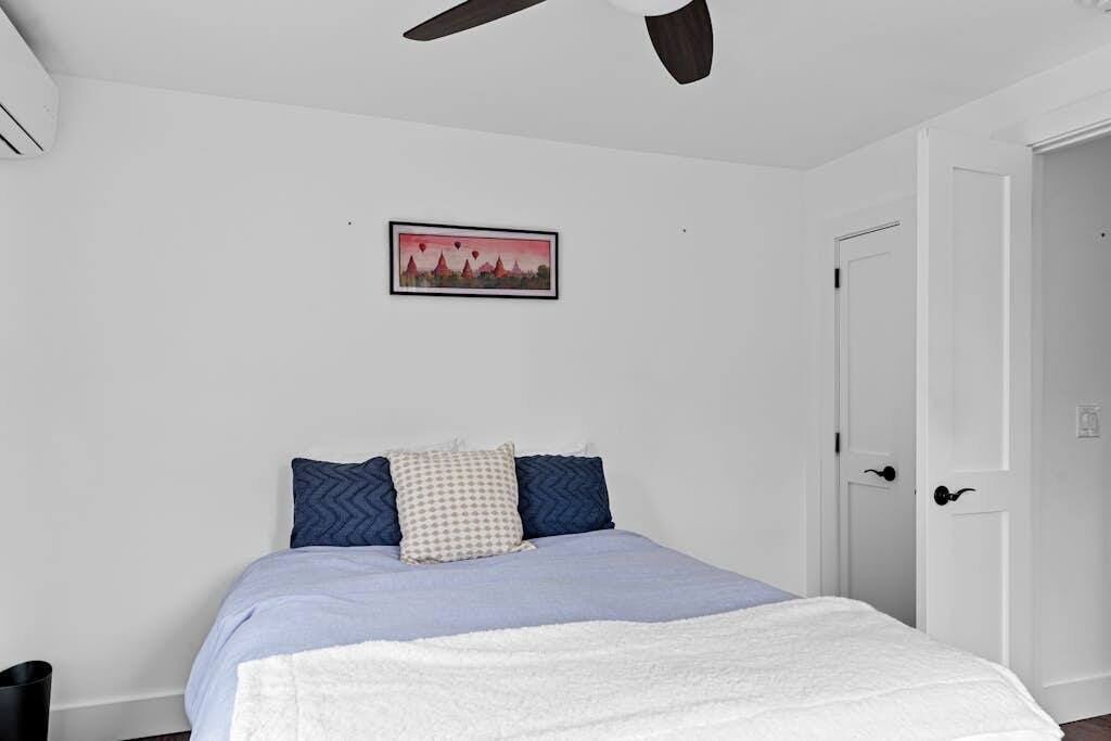 Photo of Bedroom in Greenport West