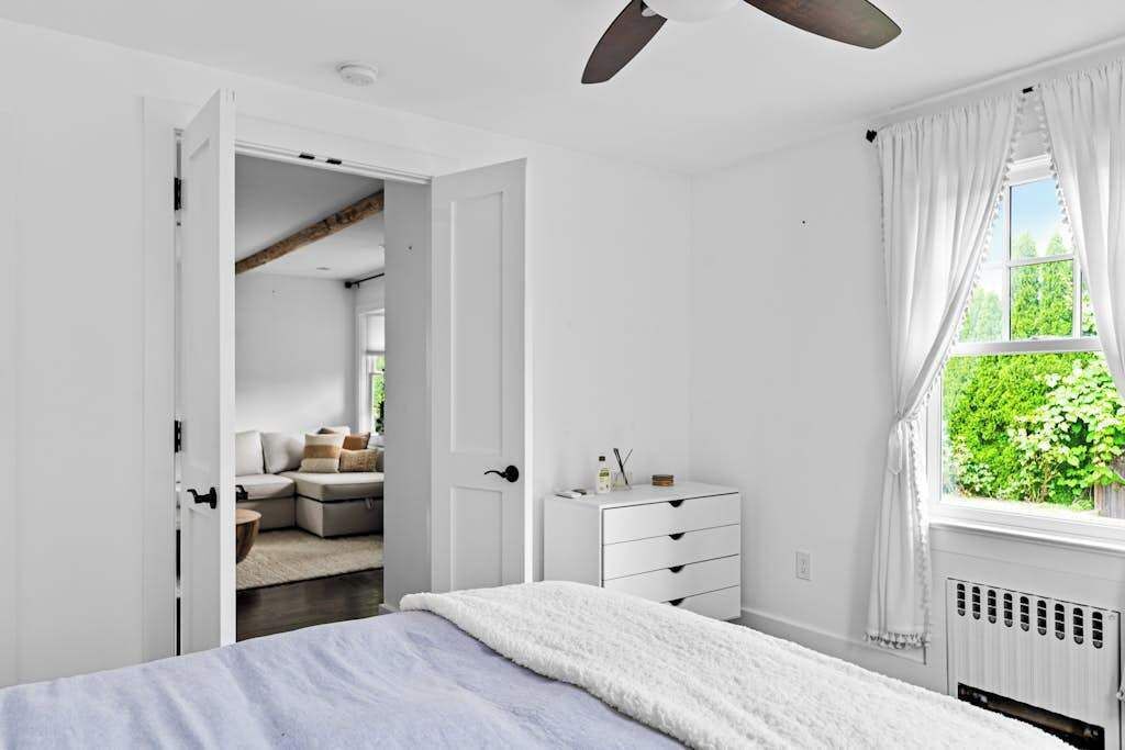 Photo of Bedroom in Greenport West