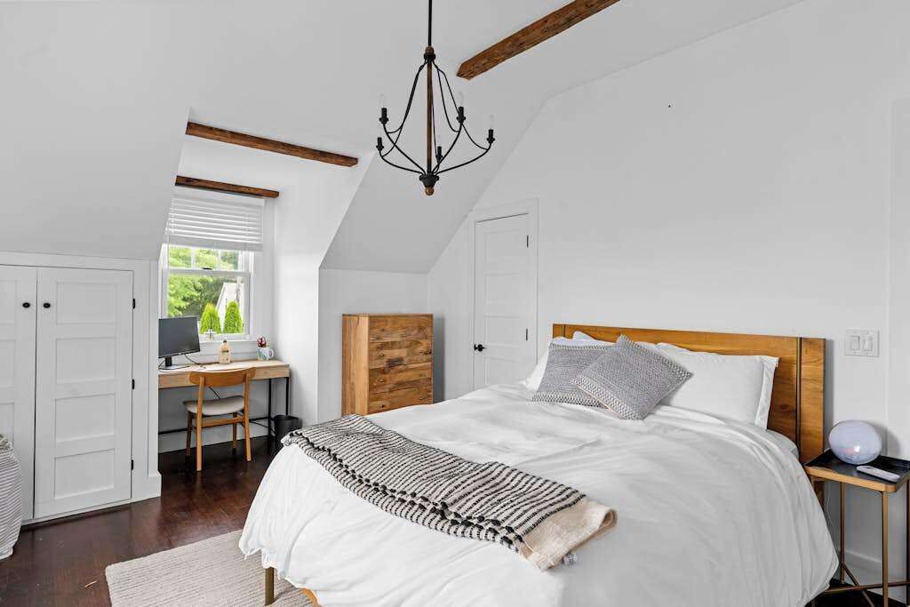 Photo of Bedroom in Greenport West