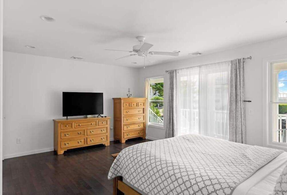 Photo of Bedroom in West Hampton Dunes