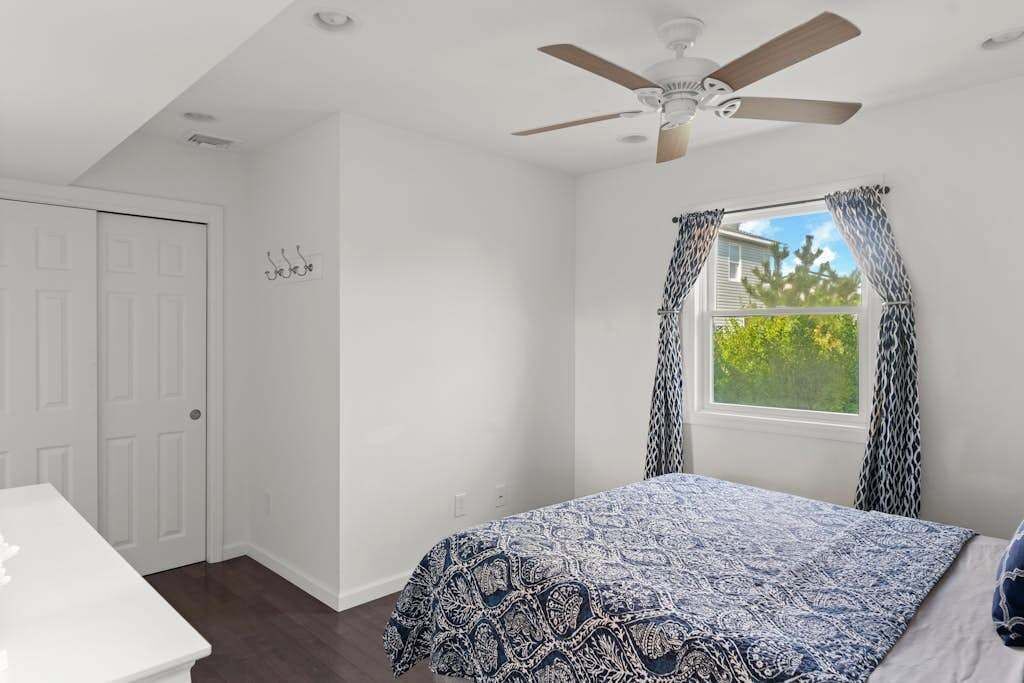 Photo of Bedroom in West Hampton Dunes