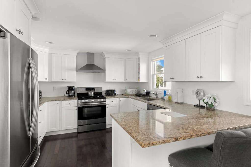 Photo of Kitchen in West Hampton Dunes