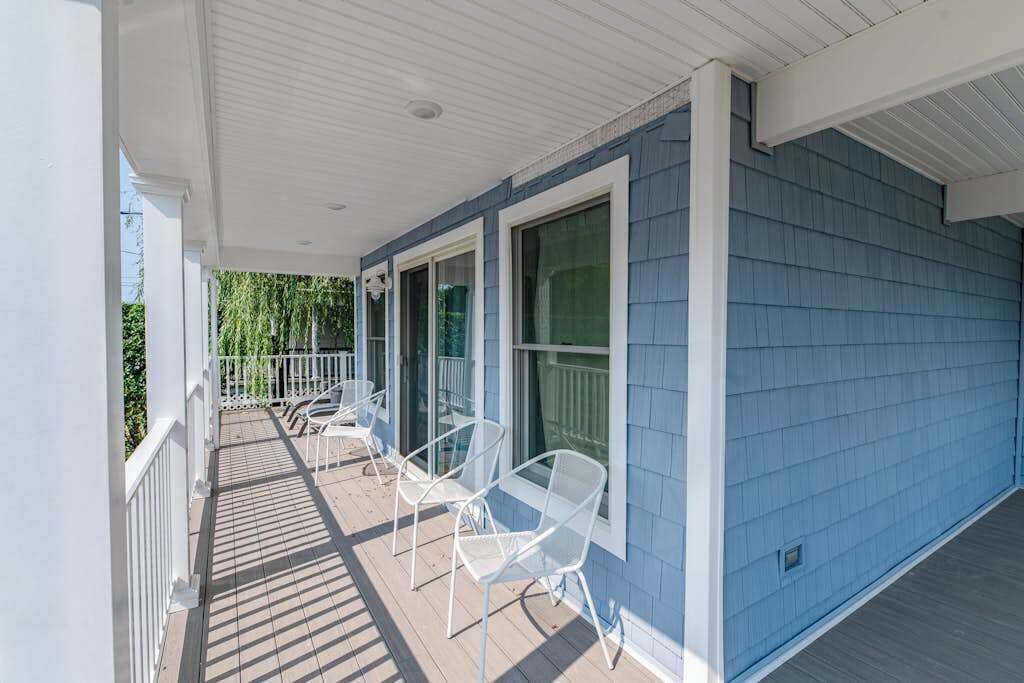 Photo of Patio Balcony in West Hampton Dunes