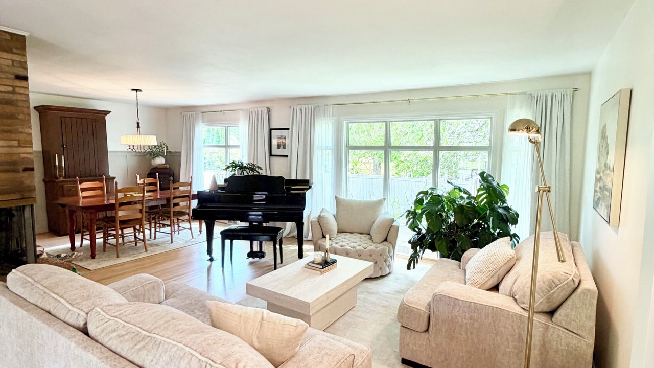Photo of Livingroom in Pittsford