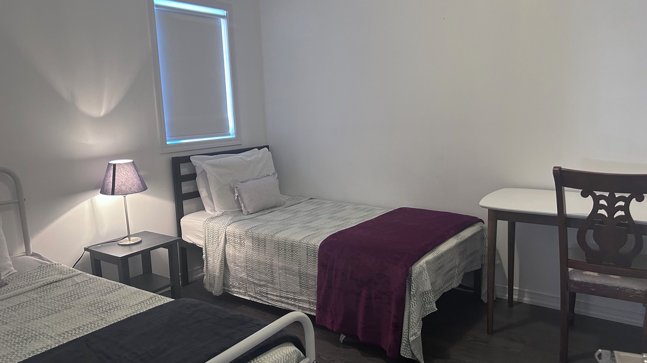 Photo of Bedroom in Thorold