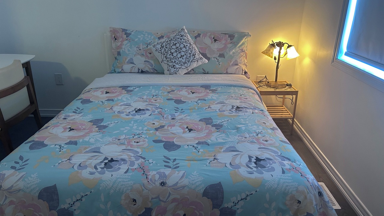 Photo of Bedroom in Thorold