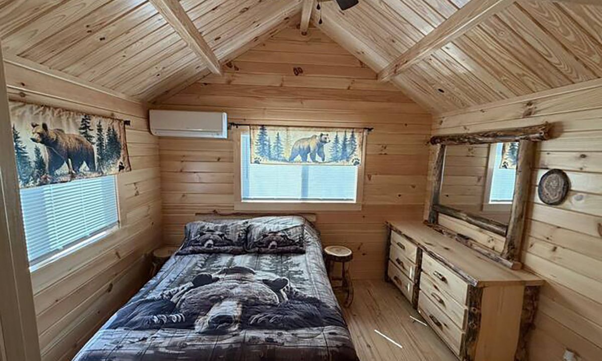 Photo of Bedroom in Town of Masonville