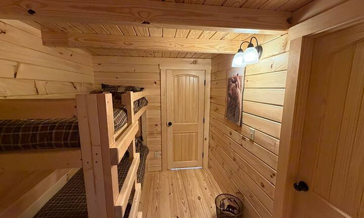 Photo of Bedroom in Town of Masonville
