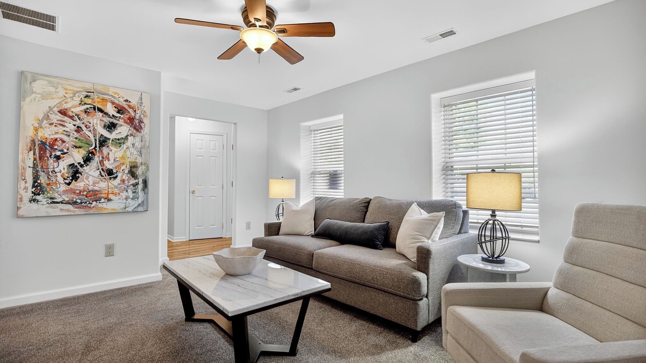 Photo of Livingroom in Clayton