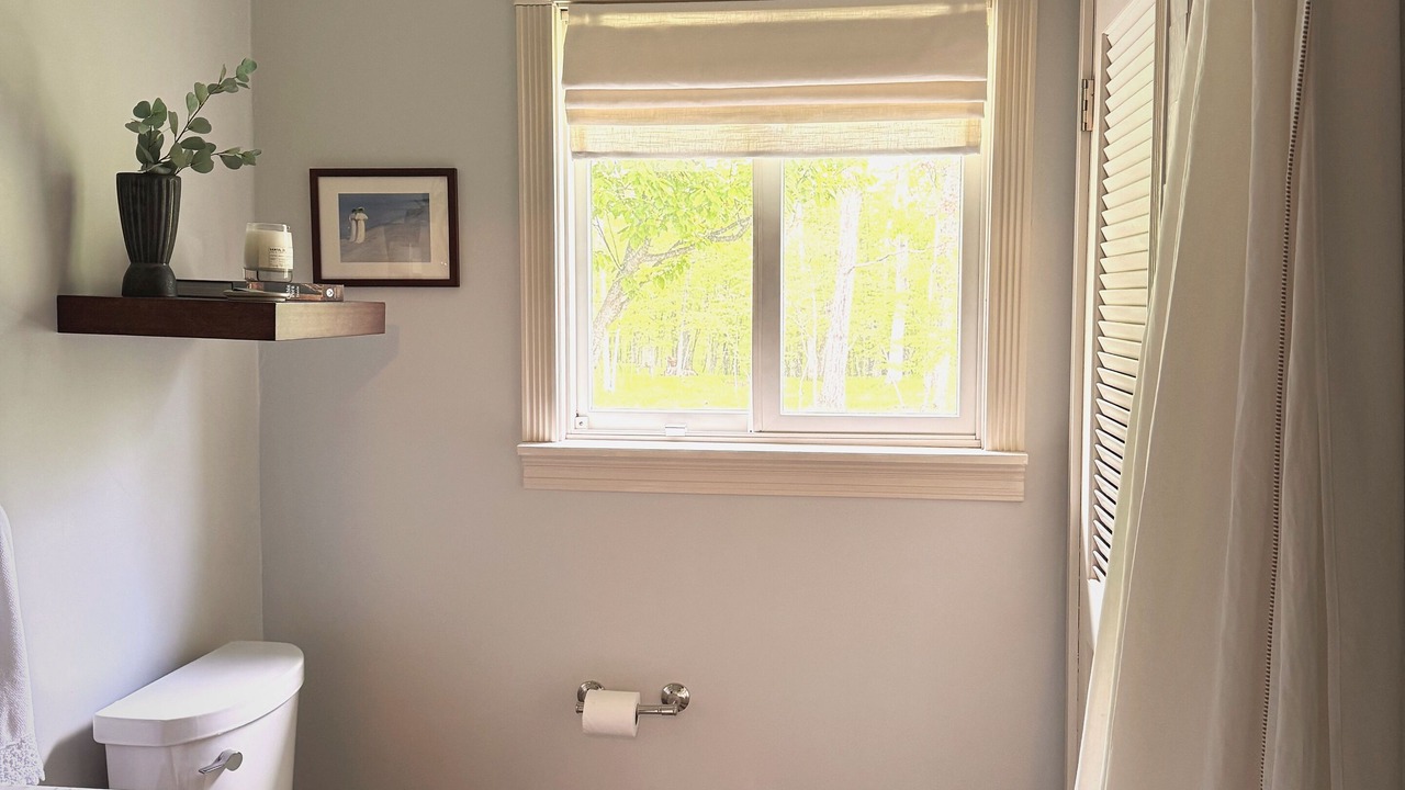 Photo of Bathroom in Round Top