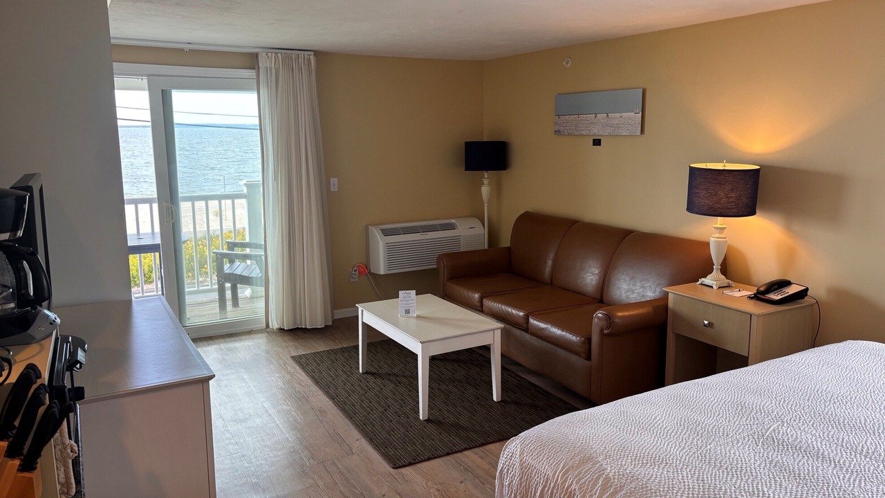 Photo of Bedroom in Mara Vista