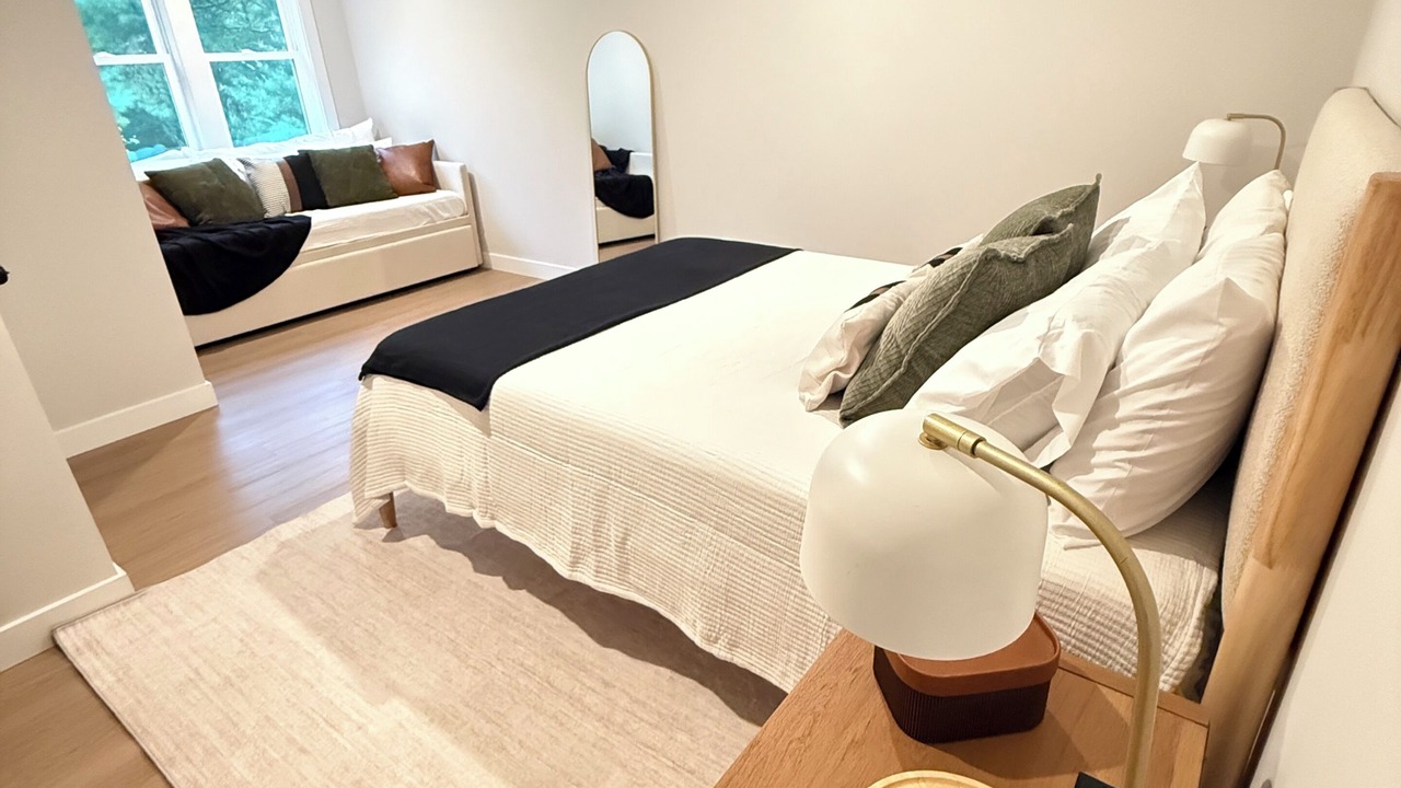Photo of Bedroom in Marstons Mills