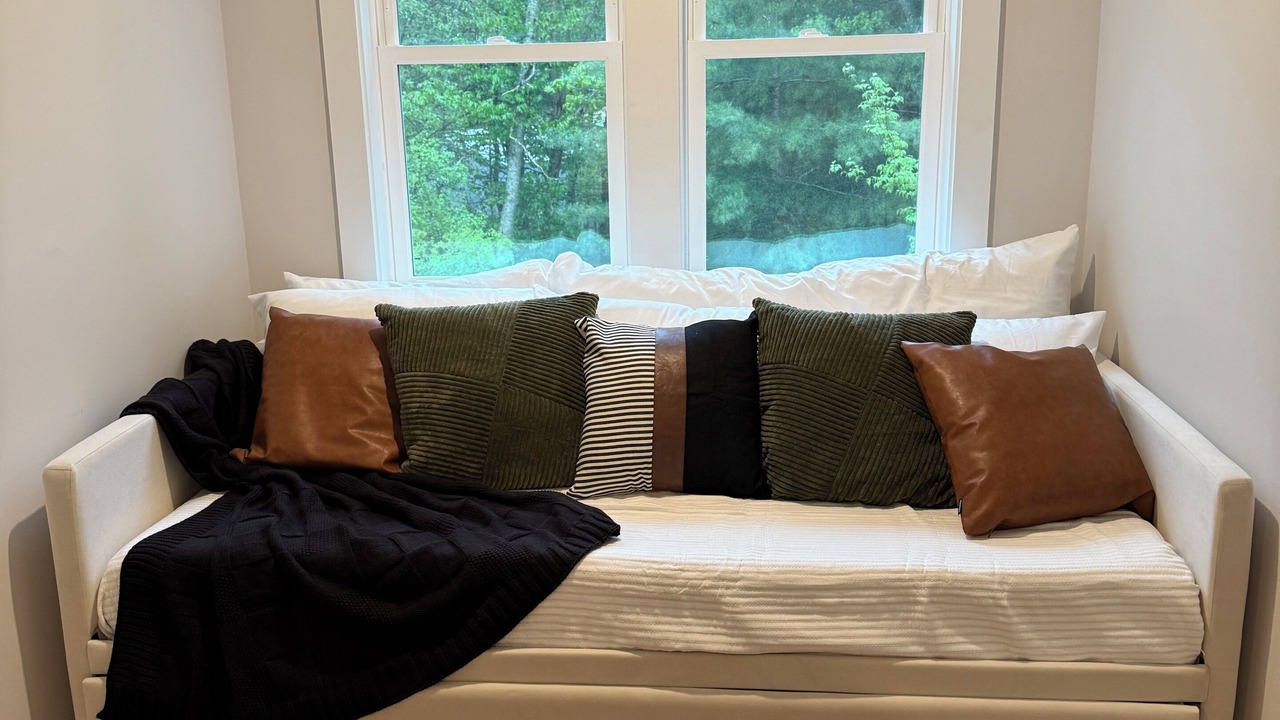 Photo of Bedroom in Marstons Mills