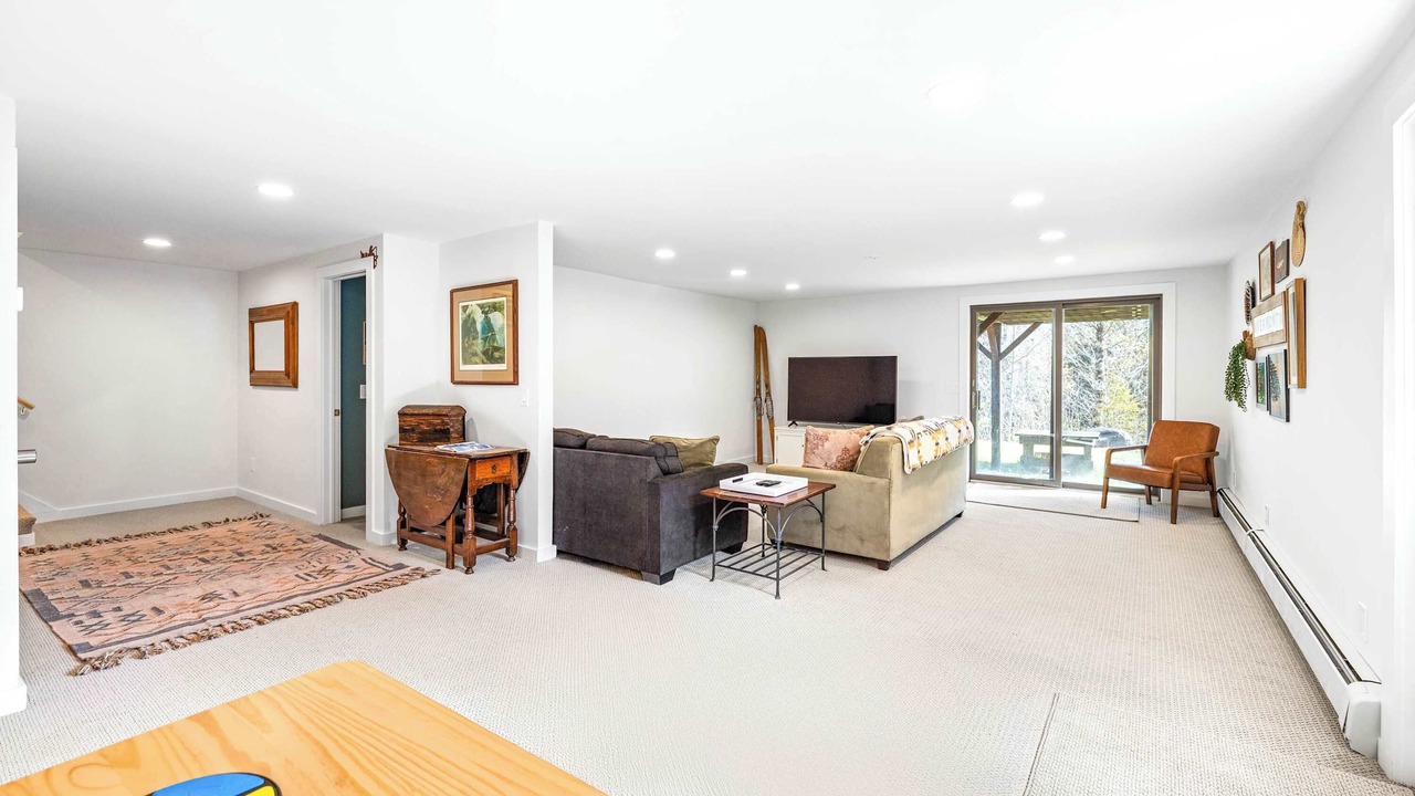 Photo of Livingroom in Weston