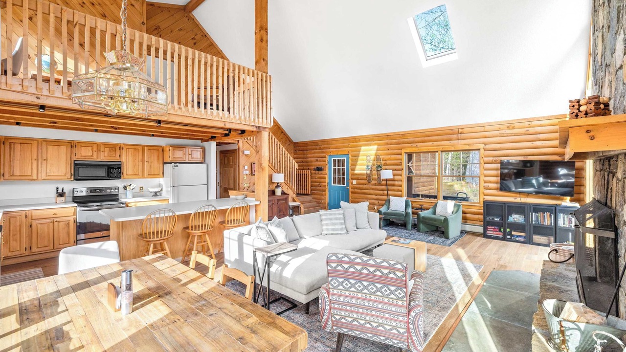 Photo of Livingroom in Weston