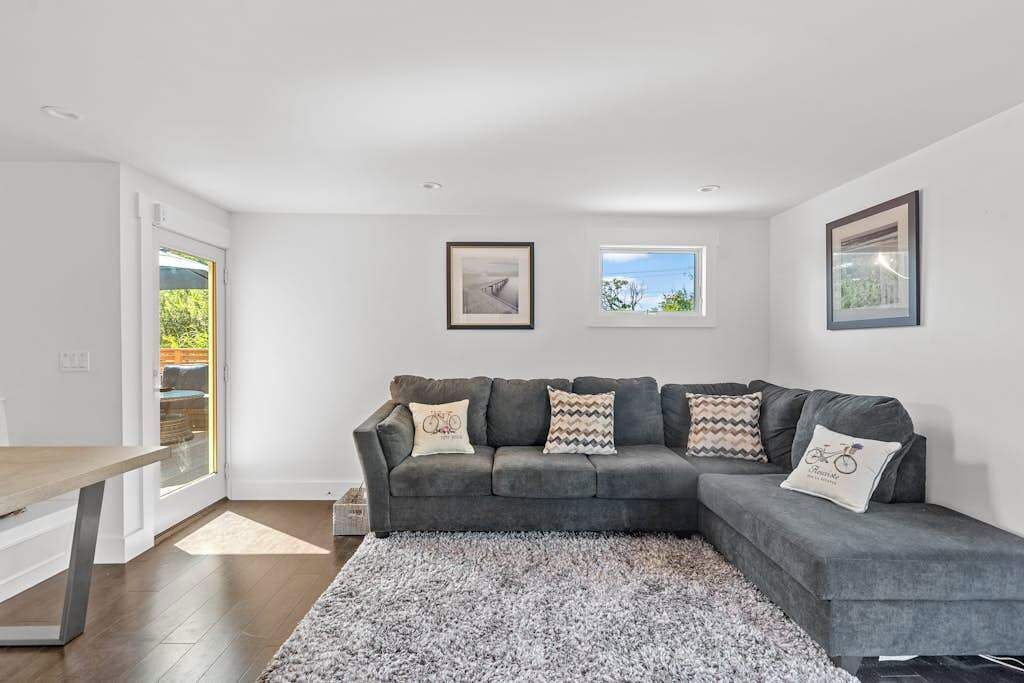 Photo of Livingroom in Ocean Bay Park