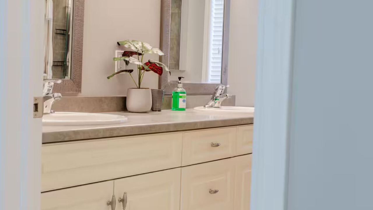 Photo of Bathroom in Welland