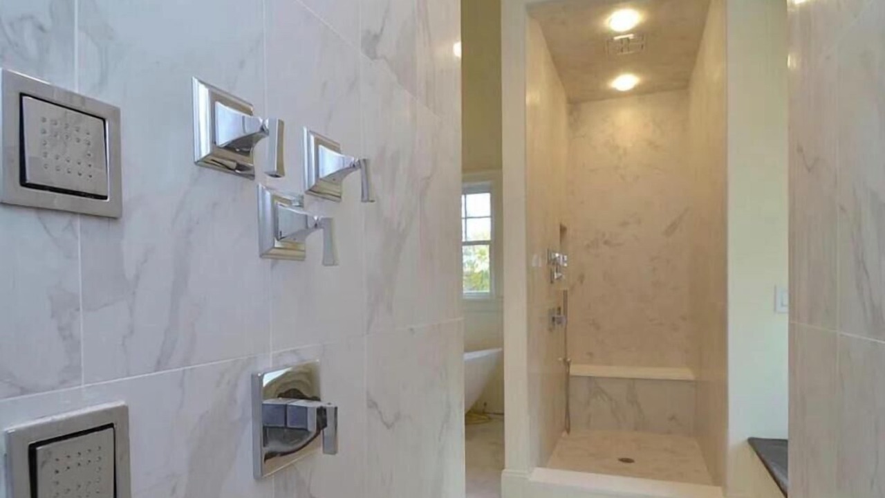 Photo of Bathroom in Old Tappan