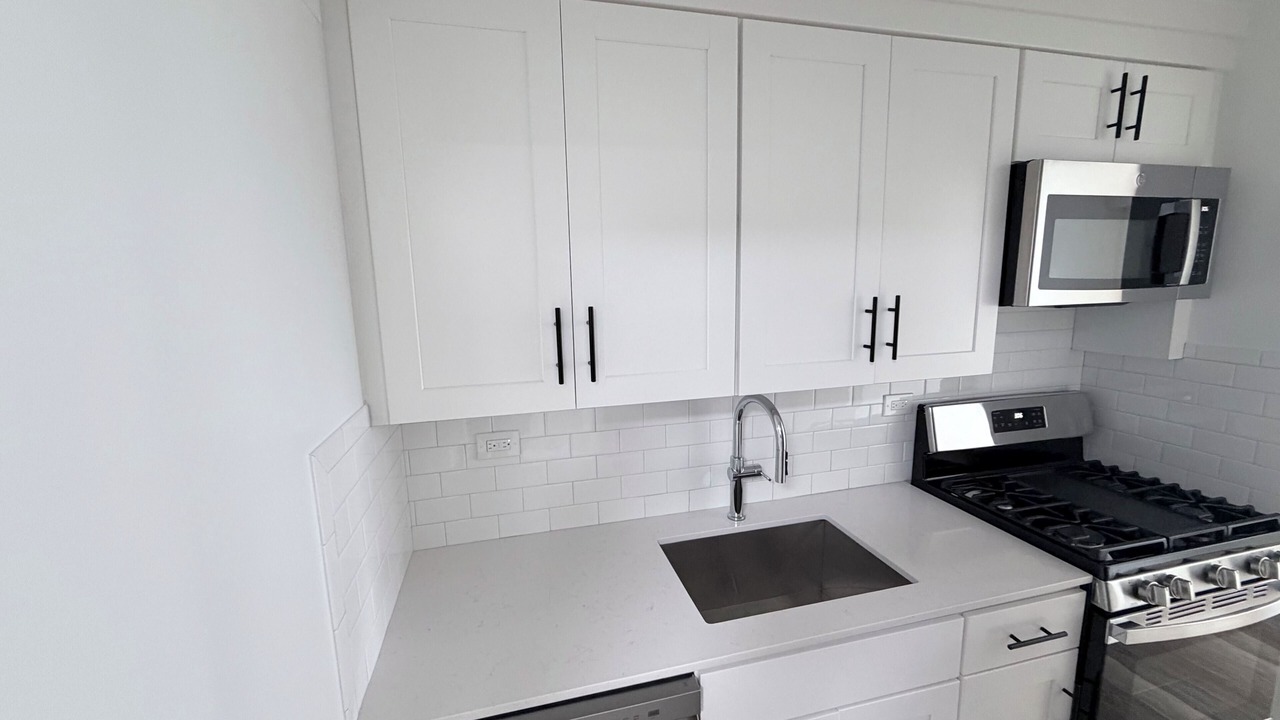 Photo of Kitchen in Peter Cooper Village