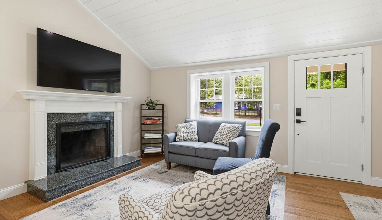 Photo of Livingroom in East Dennis