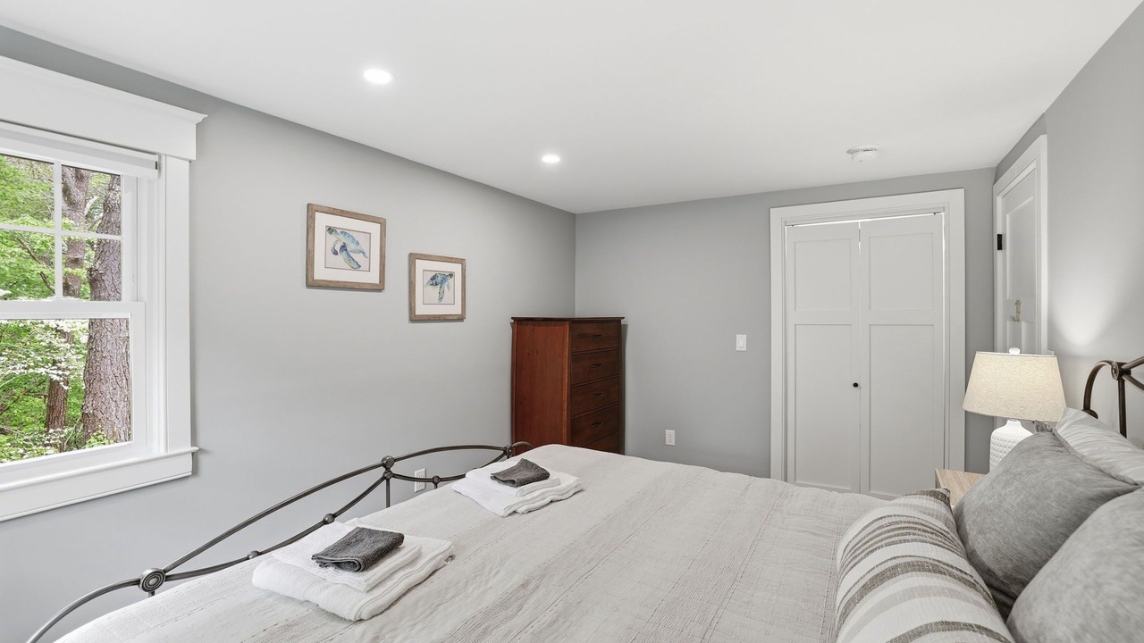Photo of Bedroom in East Dennis
