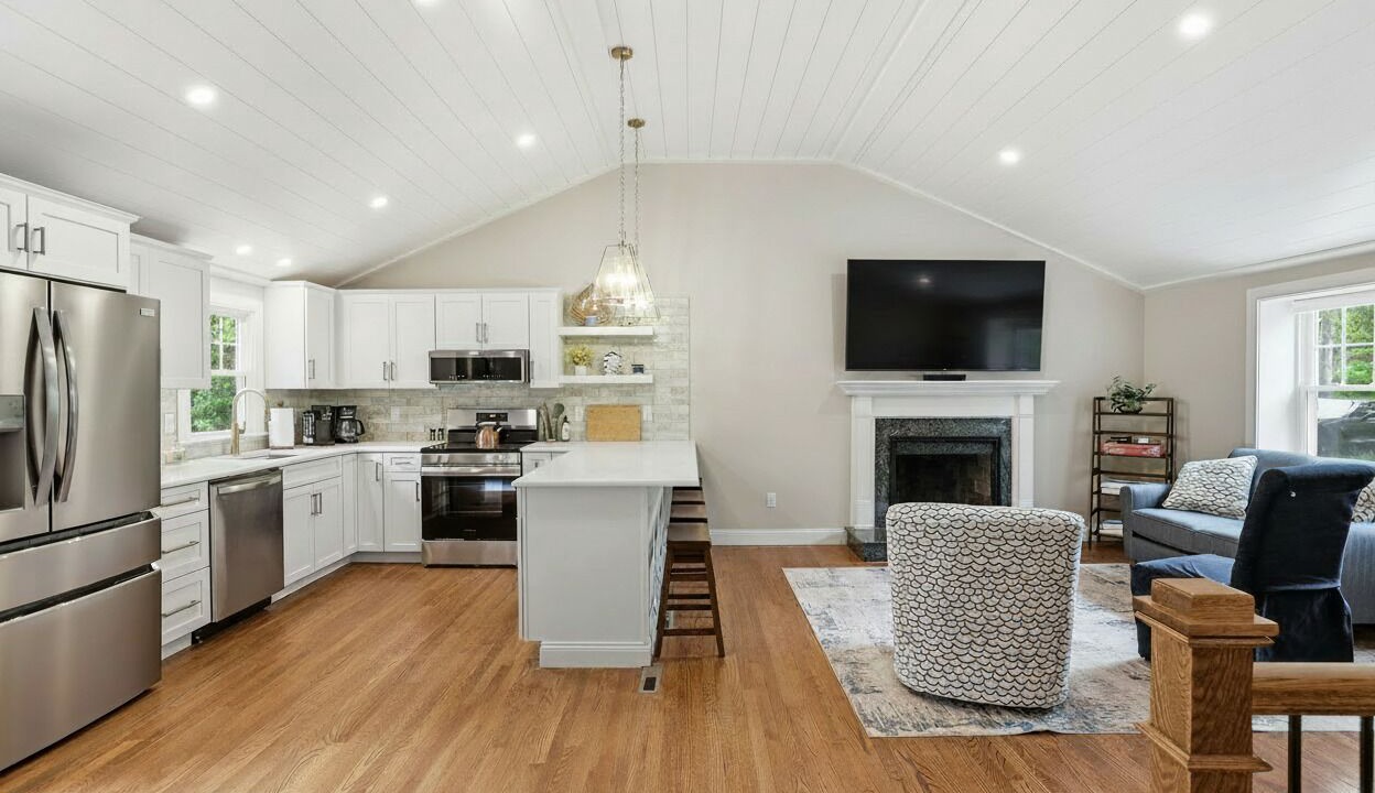 Photo of Livingroom in East Dennis