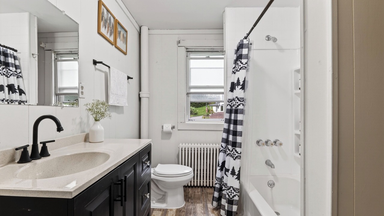 Photo of Bathroom in Haines Falls