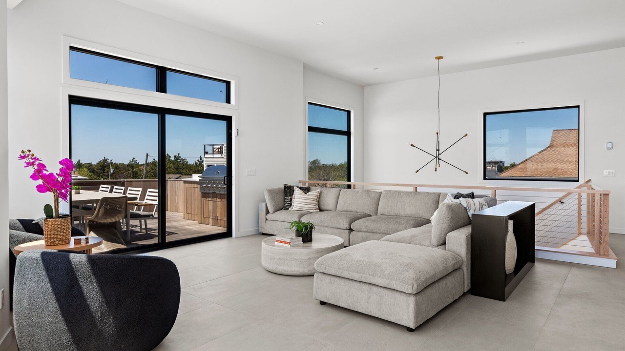 Photo of Livingroom in Ocean Bay Park