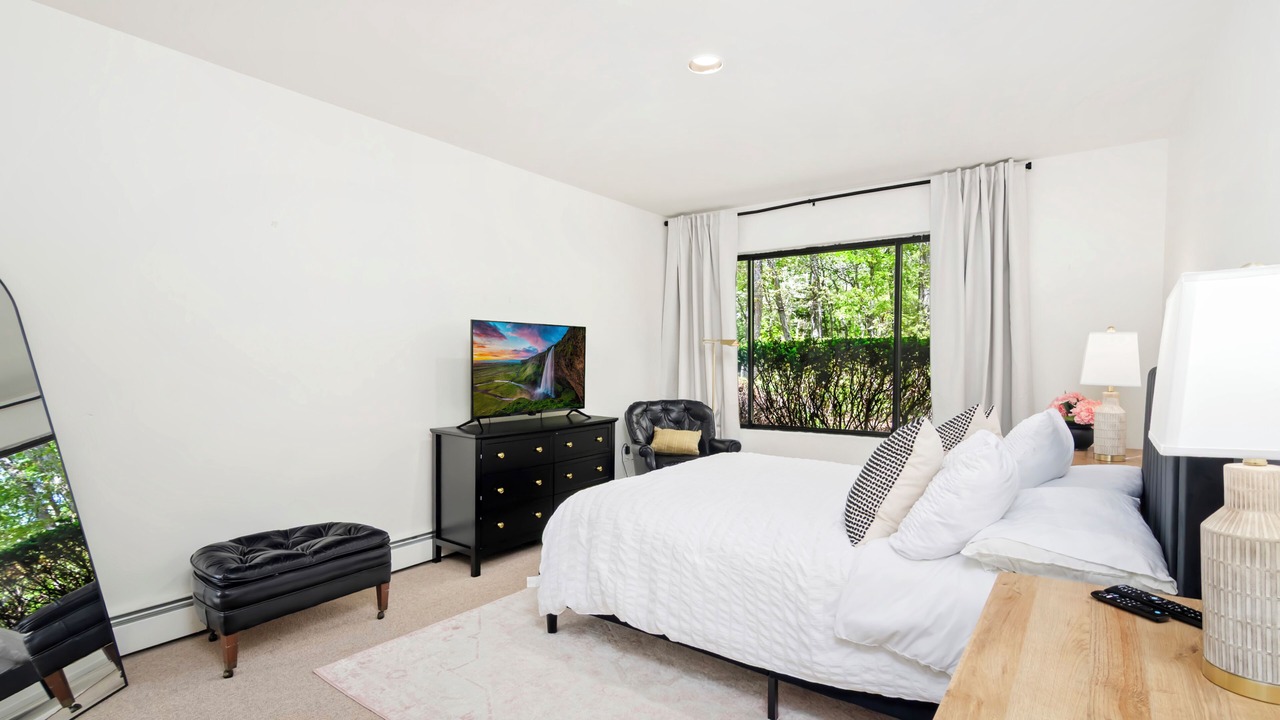 Photo of Bedroom in Westhampton
