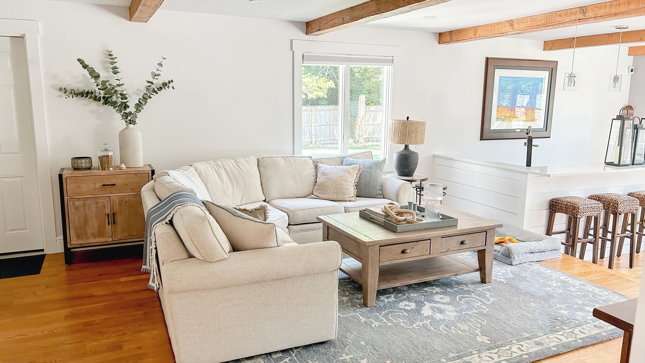 Photo of Livingroom in Teaticket
