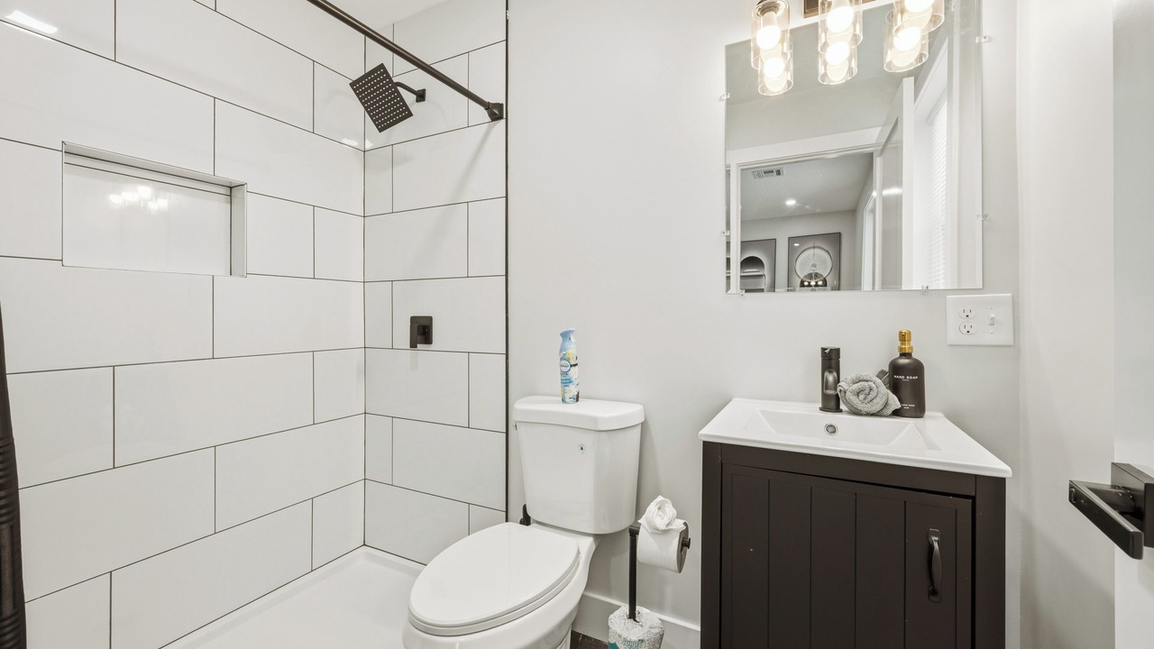 Photo of Bathroom in Wanskuck