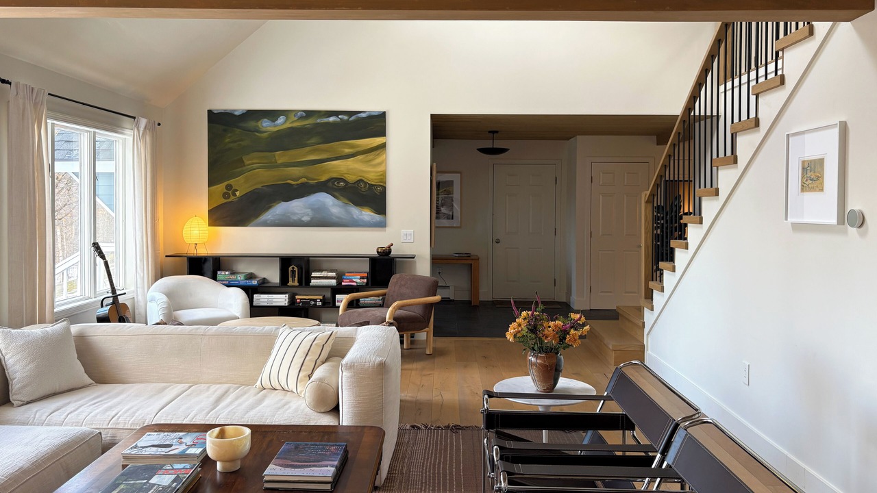 Photo of Livingroom in Manchester Center