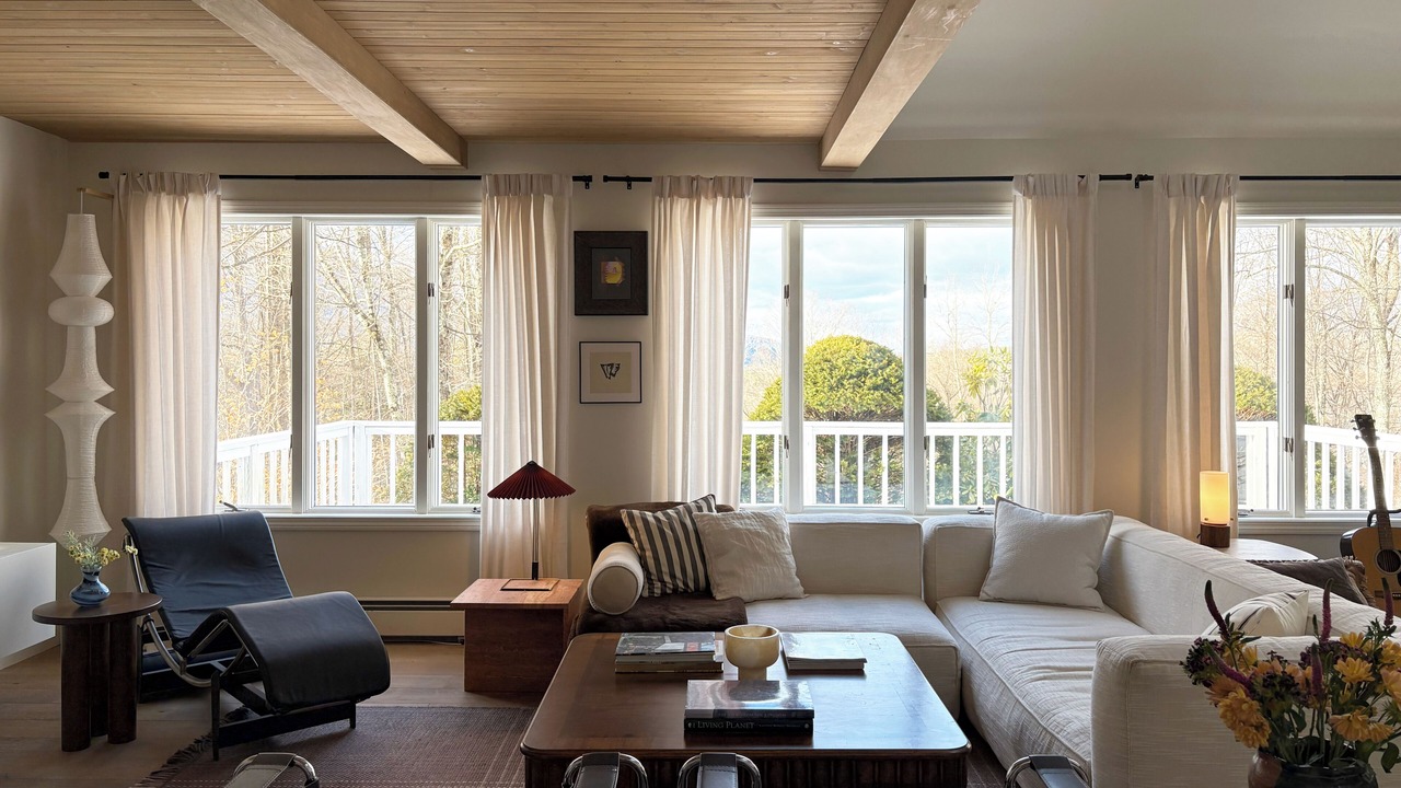 Photo of Livingroom in Manchester Center