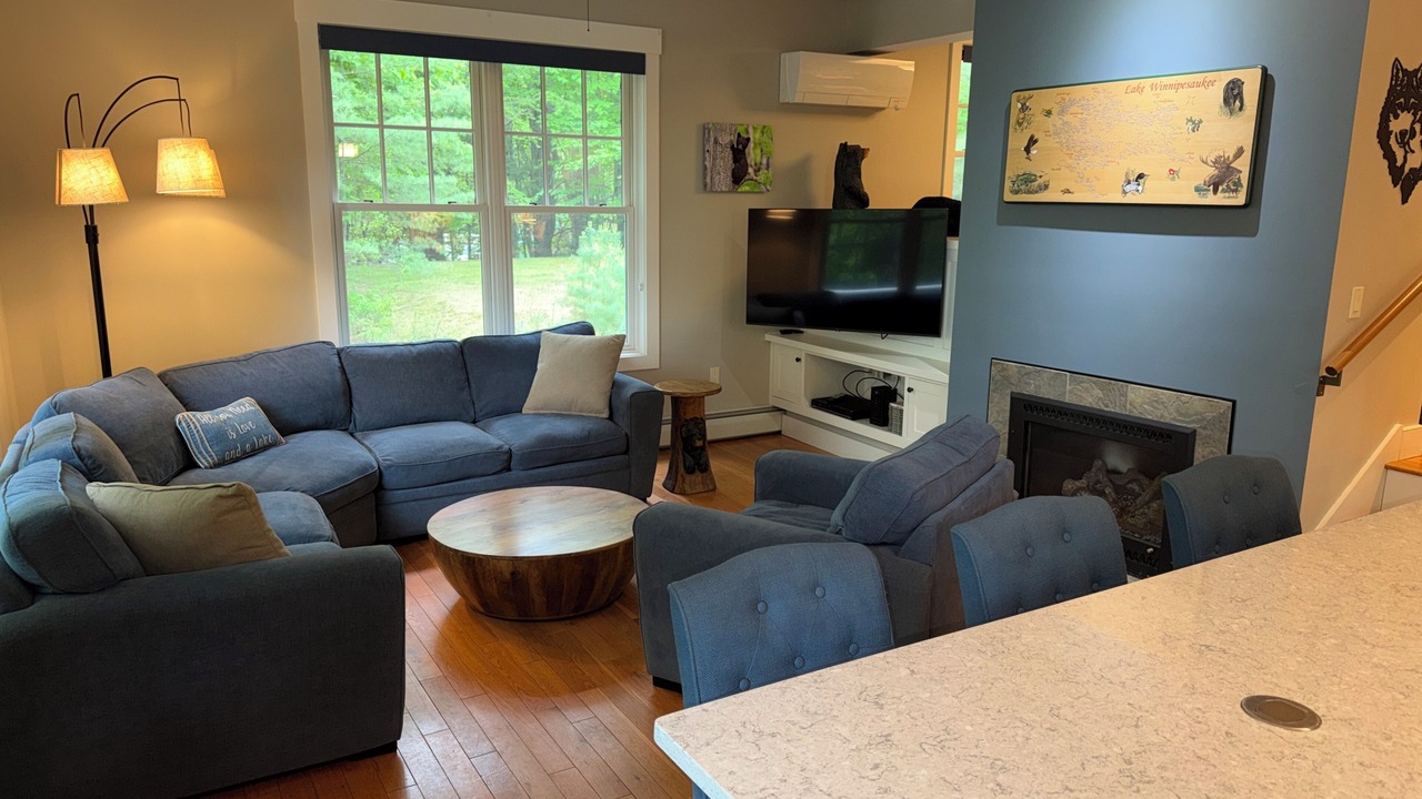 Photo of Livingroom in Meredith