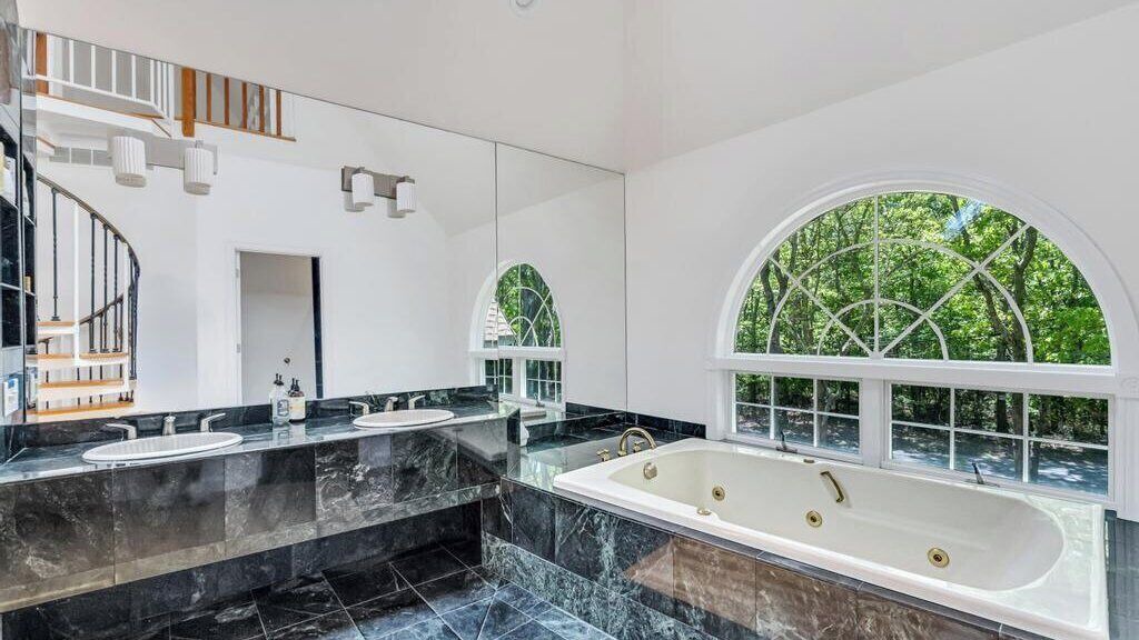 Photo of Bathroom in Water Mill